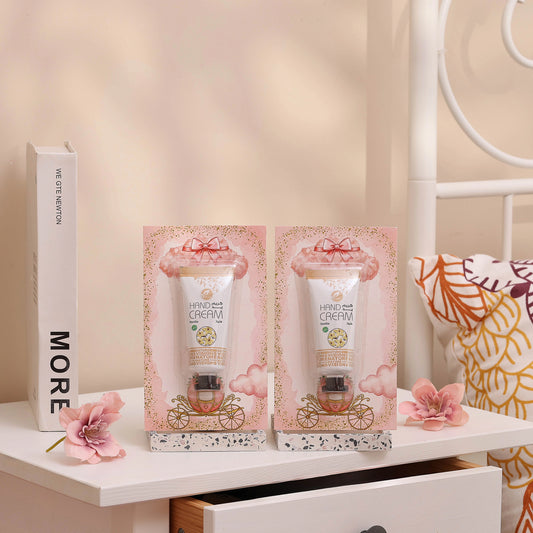 مجموعة توزيعات المواليد لون وردي بدون نصوص - ميني كريم اليد فانيلا ( 5 قطع )