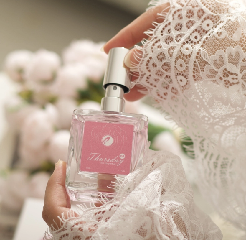 عطر الخميس D6